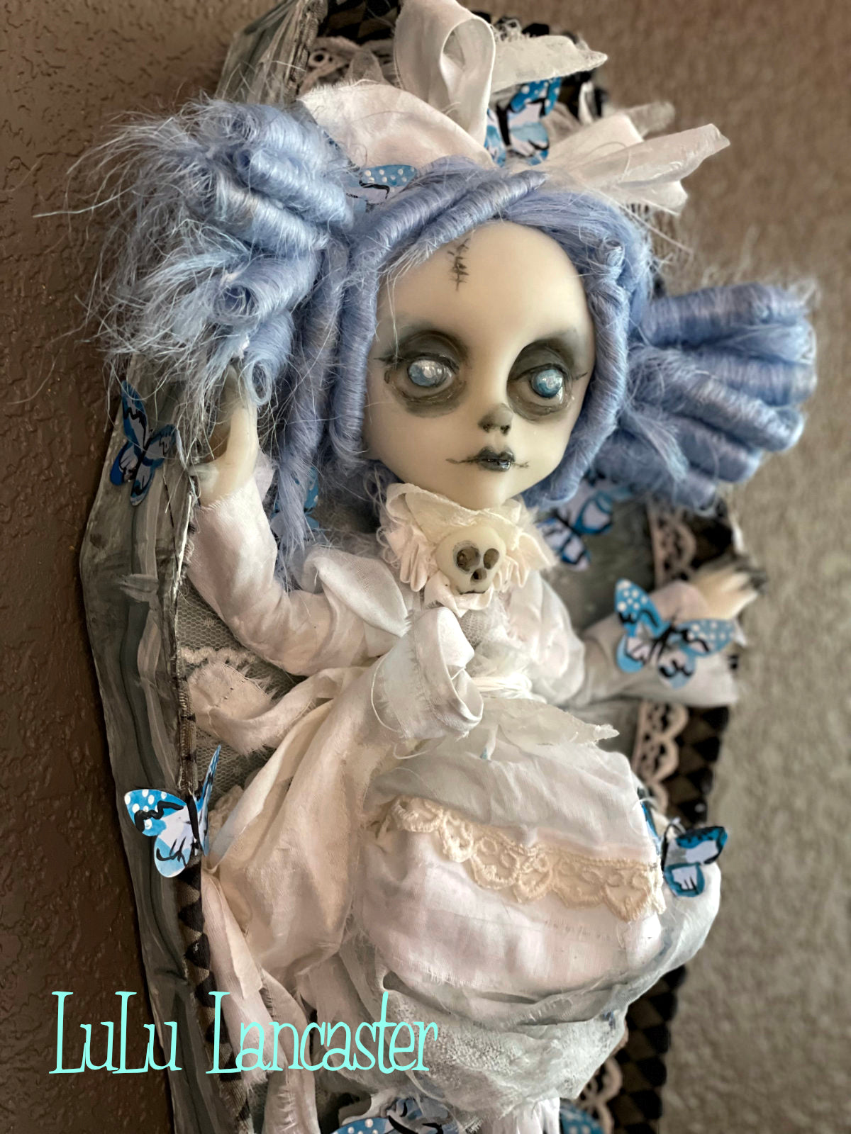 Little Emily corpse Halloween hanging coffin box Original LuLu Lancaster Art Doll