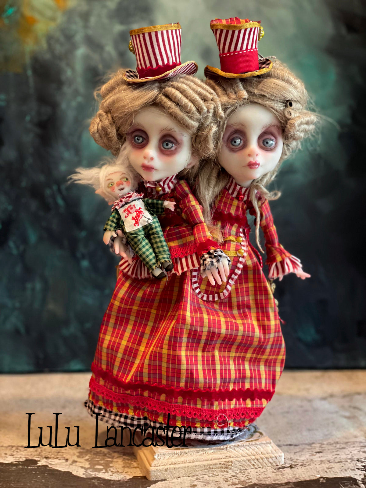 BelleStarre Conjoined Twins Holiday Original LuLu Lancaster Art Dolls
