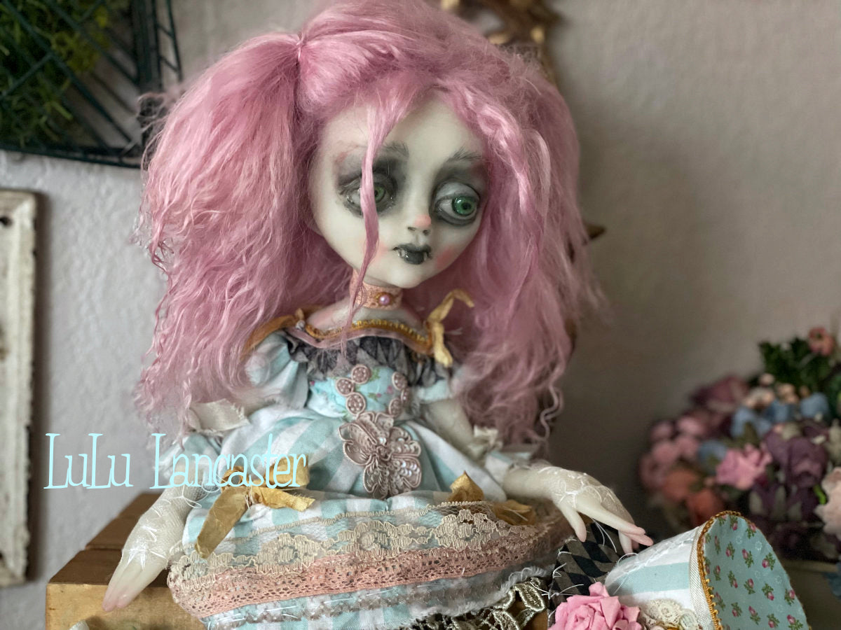 Fanta Spring Biter Vampire Sitter Original LuLu Lancaster Art Doll