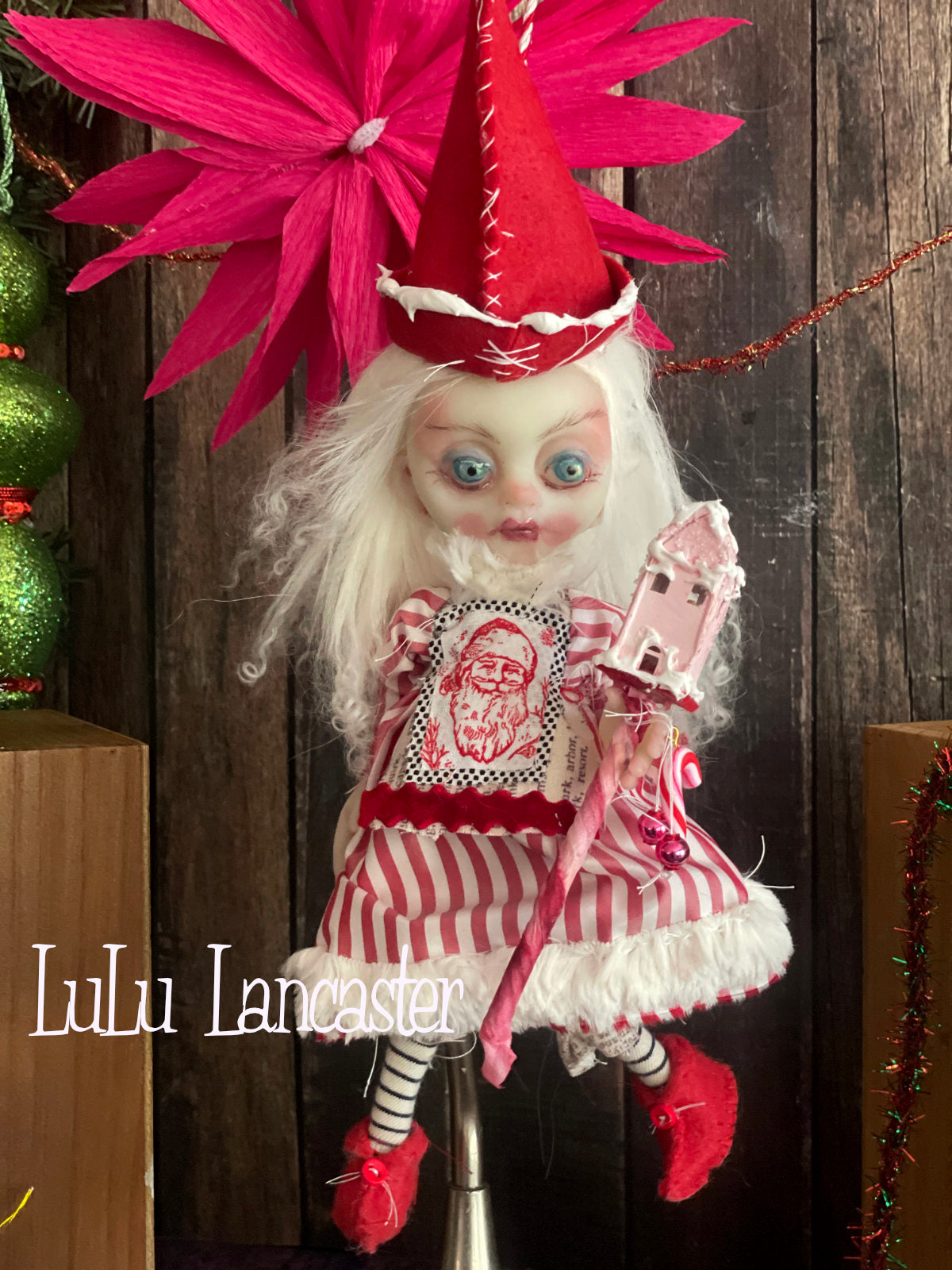 Liten Mini hanging Christmas Elf Original LuLu Lancaster Art Doll