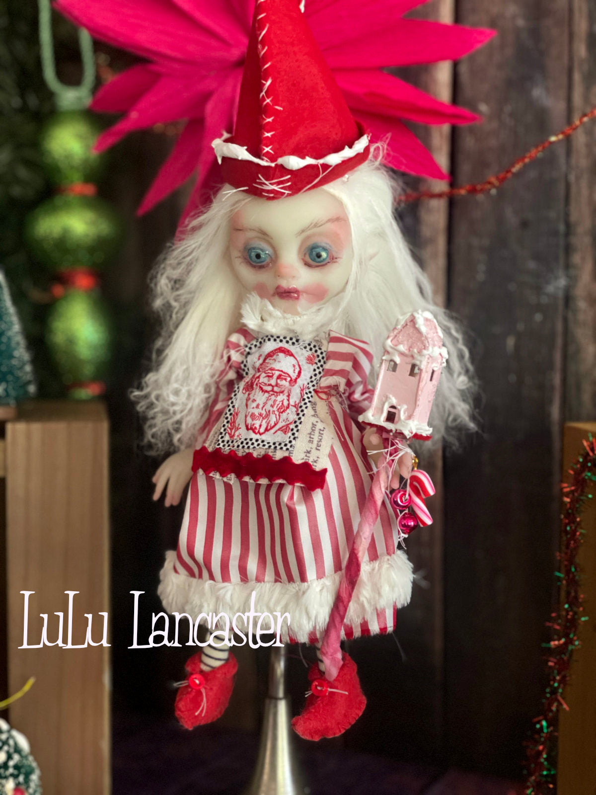 Liten Mini hanging Christmas Elf Original LuLu Lancaster Art Doll