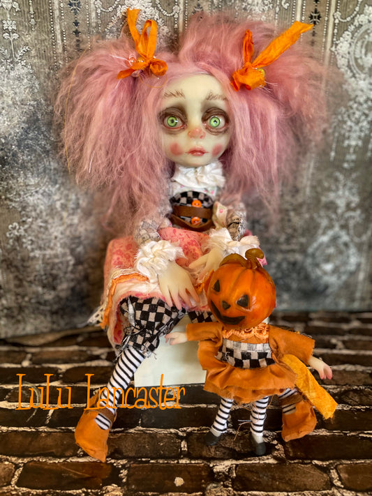 Meggie Halloween sitter Original LuLu Lancaster Art Doll