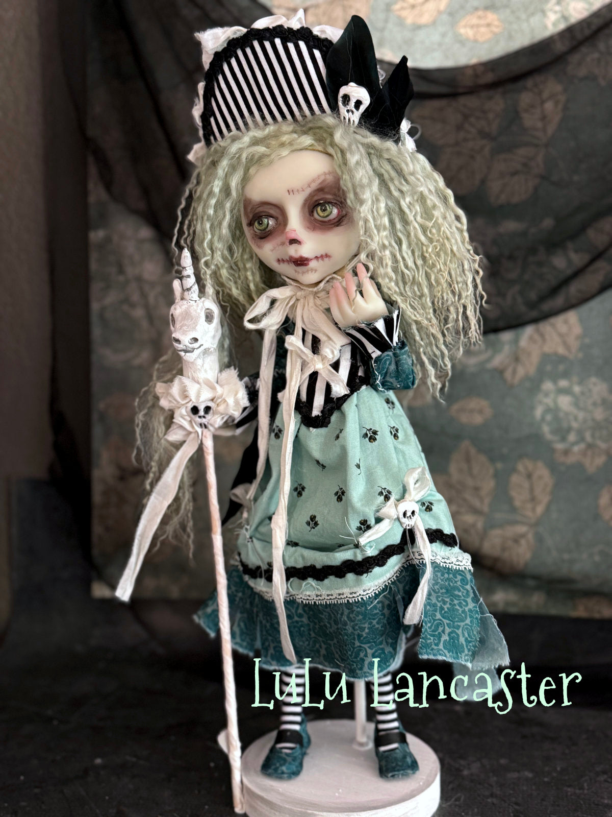 Stella Stitches Halloween Original LuLu Lancaster Art Dolls