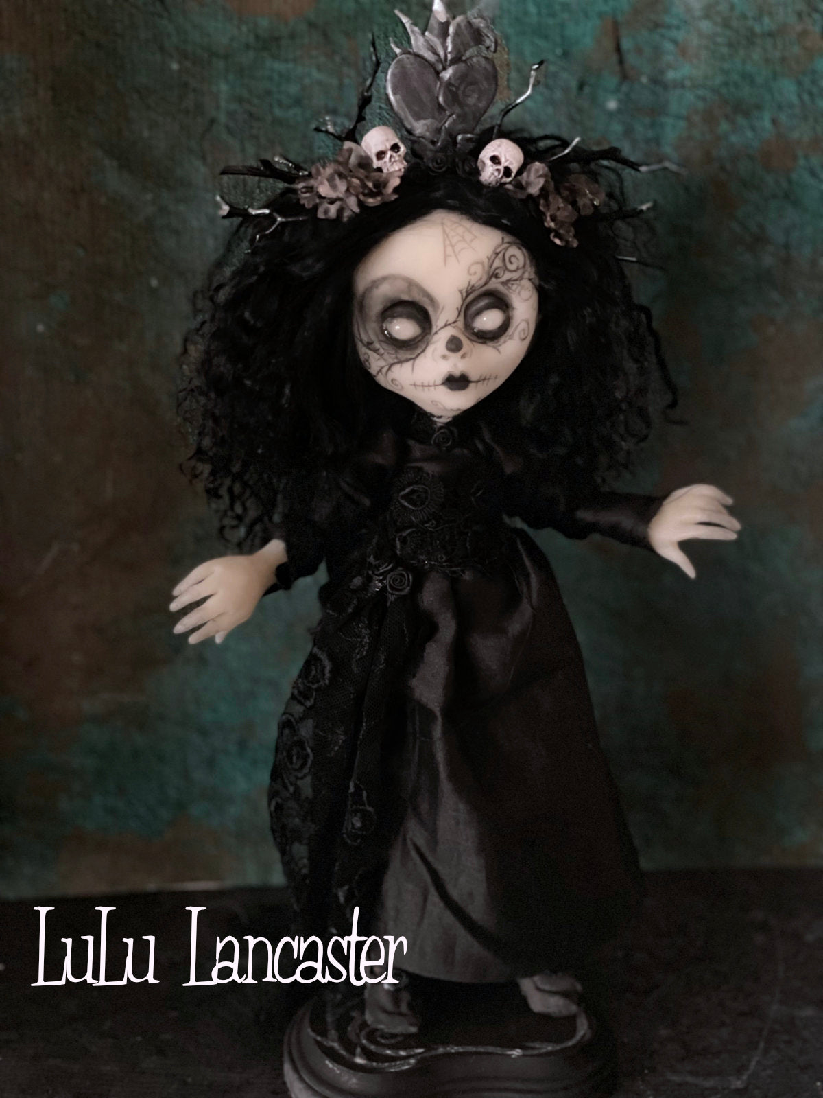 Aitana Muerta Valloween Original LuLu Lancaster Art Doll