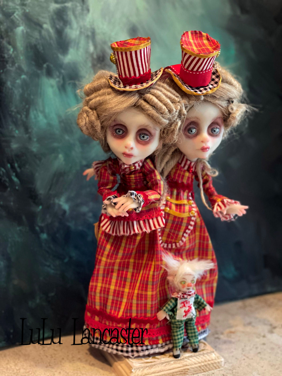 BelleStarre Conjoined Twins Holiday Original LuLu Lancaster Art Dolls